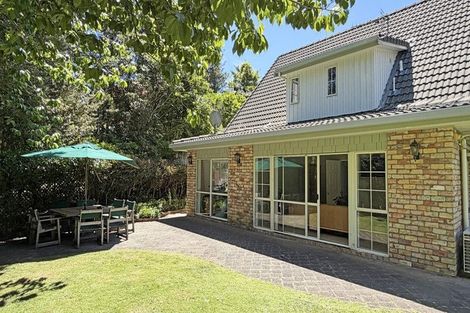 Photo of property in 35 Ravenstone Place, Chatswood, Auckland, 0626