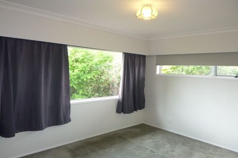 Photo of property in 42 James Evans Drive, Northcote, Auckland, 0627