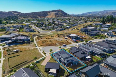 Photo of property in 15 Landsborough Lane, Wanaka, 9305