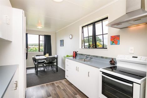 Photo of property in 2 Walton Street, Bulls, 4818