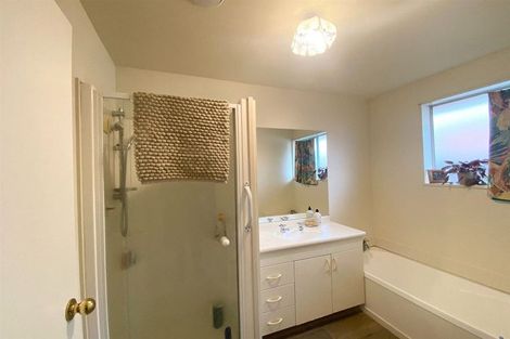 Photo of property in 2/126 Opawa Road, Opawa, Christchurch, 8023