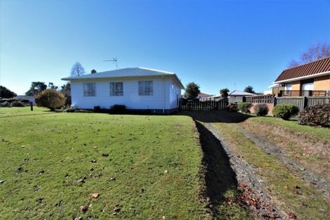 Photo of property in 69 Saint Andrews Drive, Tokoroa, 3420