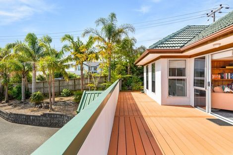 Photo of property in 133 Greenhithe Road, Greenhithe, Auckland, 0632