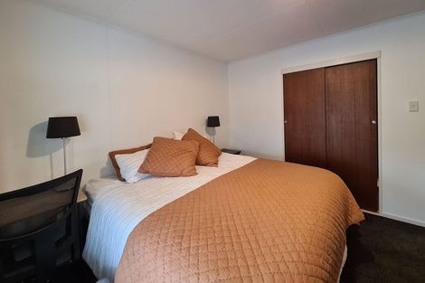 Photo of property in 32 Redwood Grove, Hokowhitu, Palmerston North, 4410