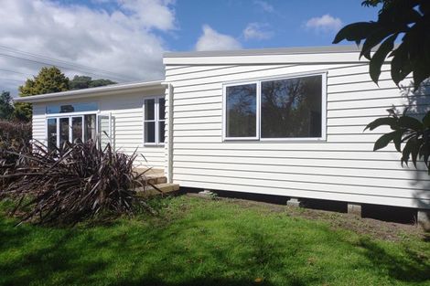 Photo of property in 44 Carthew Street, Okato, 4335