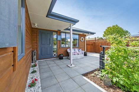 Photo of property in 27 Reserve Road, Waikuku Beach, 7473
