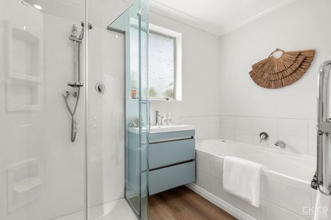 Photo of property in 30 Mossburn Grove, Kelson, Lower Hutt, 5010