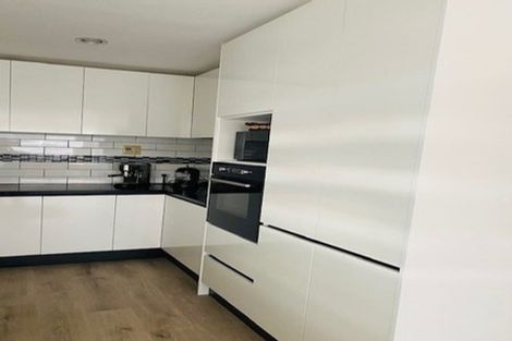 Photo of property in 76 Mountbatten Avenue, Hillcrest, Auckland, 0627