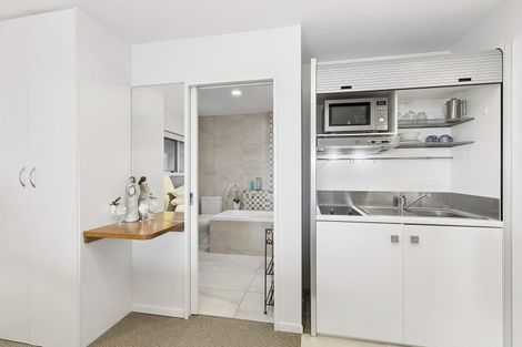 Photo of property in 7 Ocean Parade, Pukerua Bay, 5026