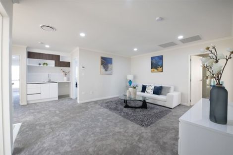 Photo of property in 61 Tir Conaill Avenue, Flat Bush, Auckland, 2019