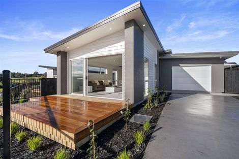 Photo of property in 3 Manotini Way, Pyes Pa, Tauranga, 3112