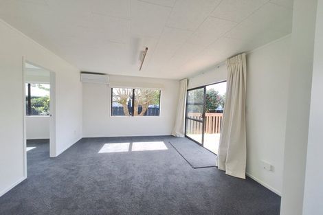 Photo of property in 11a Riversdale Road, Avondale, Auckland, 1026