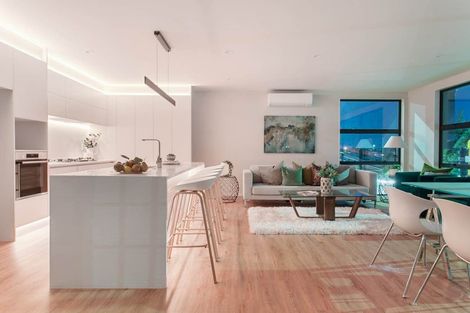 Photo of property in 1/90 Hillsborough Road, Hillsborough, Auckland, 1042