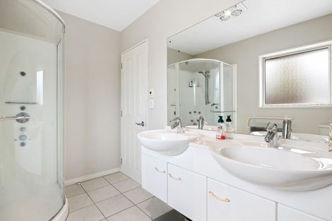 Photo of property in 21 Welsford Street, Woodend, 7610