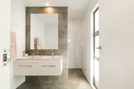 Photo of property in 22 Coast Boulevard, Papamoa Beach, Papamoa, 3118