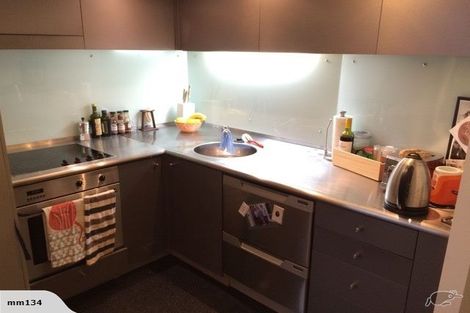 Photo of property in Gerondis Bldg Apartments, 401/60 Willis Street, Wellington Central, Wellington, 6011