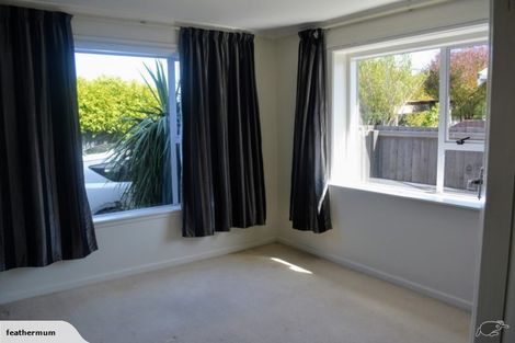 Photo of property in 27 Grassmere Street, Papanui, Christchurch, 8052