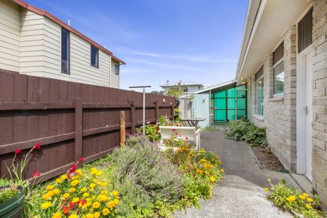 Photo of property in 14 John Street, Raglan, 3225