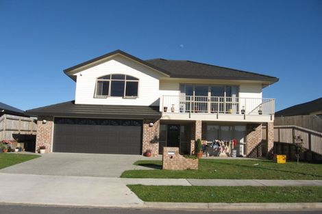 Photo of property in 25 Norm Pellow Drive, Manurewa, Auckland, 2105