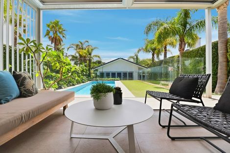 Photo of property in 57 Wainui Avenue, Point Chevalier, Auckland, 1022