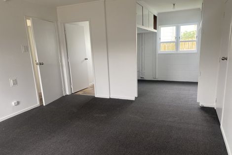 Photo of property in 50 View Road, Henderson, Auckland, 0612