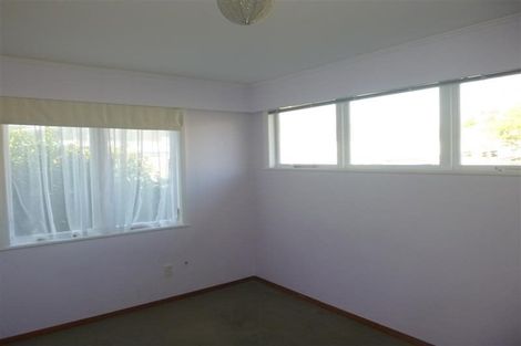 Photo of property in 10 Holyoake Crescent, Avalon, Lower Hutt, 5011