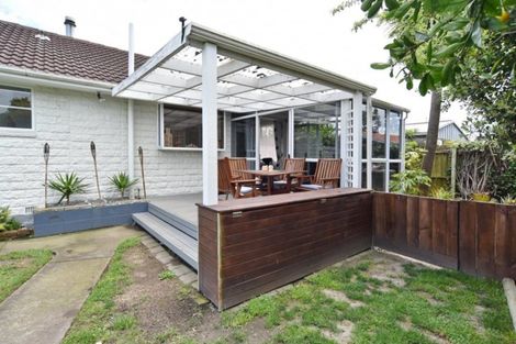 Photo of property in 3 Cowper Place, Avondale, Christchurch, 8061