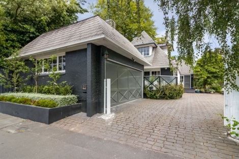 Photo of property in 15 Fendalton Road, Fendalton, Christchurch, 8014