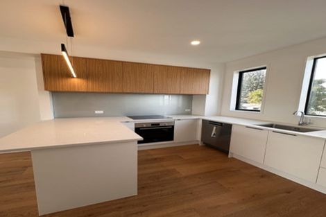 Photo of property in 2/2a Cambridge Road, Manurewa, Auckland, 2102