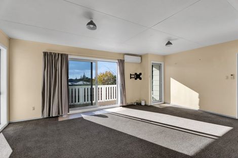 Photo of property in 16a Culzean Grove, Bell Block, New Plymouth, 4312