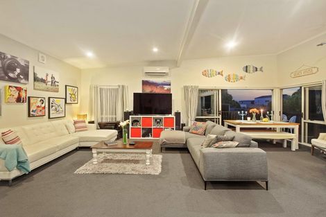 Photo of property in 9 Keven Road, Clarks Beach, Pukekohe, 2679