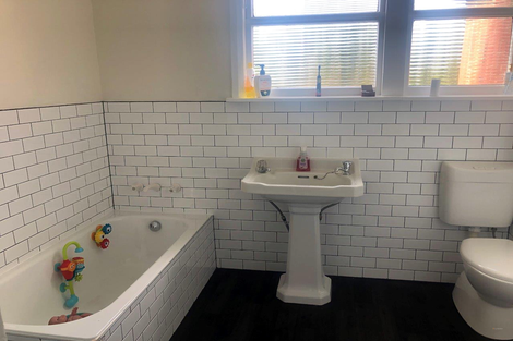 Photo of property in 9 Lough Street, West End, Timaru, 7910
