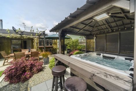 Photo of property in 3 Newland Court, Palmerston North, 4410