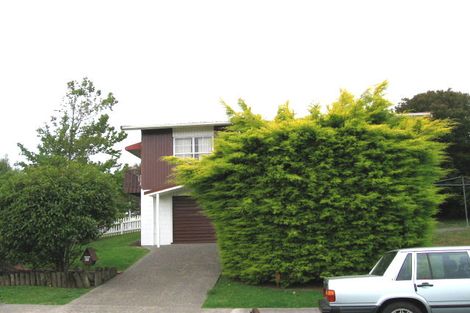 Photo of property in 2/1 Munstead Place, Hillcrest, Auckland, 0627