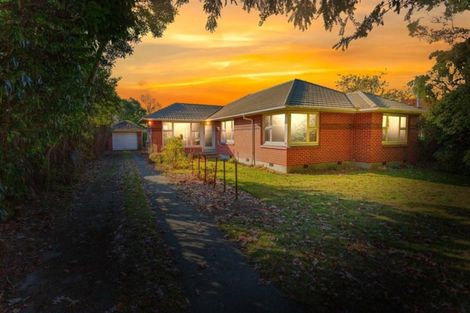 Photo of property in 340 Memorial Avenue, Burnside, Christchurch, 8053
