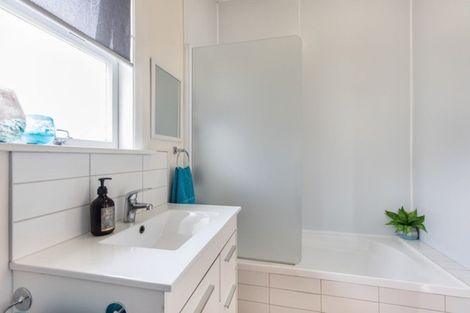 Photo of property in 2 Riverbend Road, Onekawa, Napier, 4110