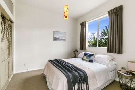 Photo of property in 11 Baldwin Street, Moera, Lower Hutt, 5010