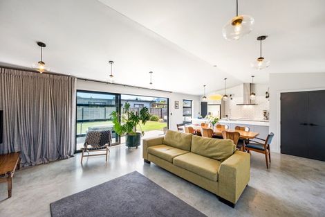 Photo of property in 7 Francis Lane, Lake Hawea, Wanaka, 9382