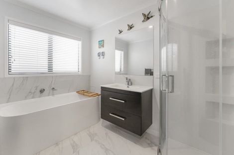 Photo of property in 1 Makomako Crescent, Wharewaka, Taupo, 3330