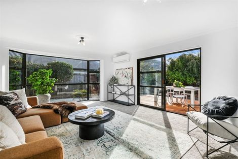 Photo of property in 57 Regency Crescent, Redwood, Christchurch, 8051