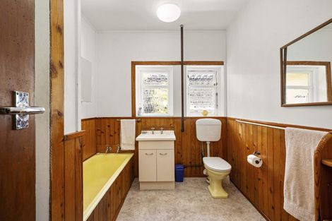 Photo of property in 39 Fortunatus Street, Brooklyn, Wellington, 6021