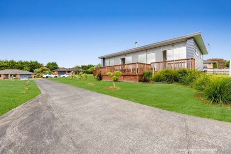 Photo of property in 24 Omana Avenue, Shelly Beach, Helensville, 0874