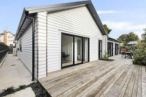 Photo of property in 41a Te Awe Awe Street, Hokowhitu, Palmerston North, 4410