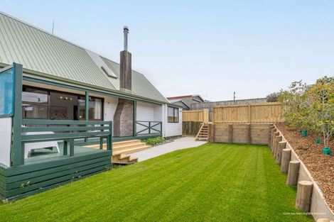 Photo of property in 204 Cambridge Road, Bethlehem, Tauranga, 3110