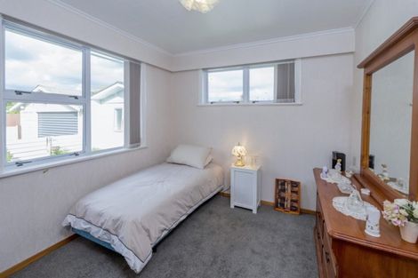 Photo of property in 628/628a Queen Street East, Levin, 5510
