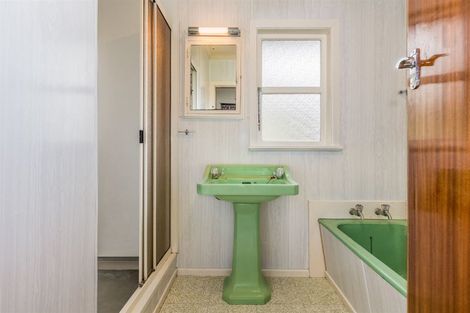 Photo of property in 5-6 Te Kura Road, Pukerua Bay, 5026