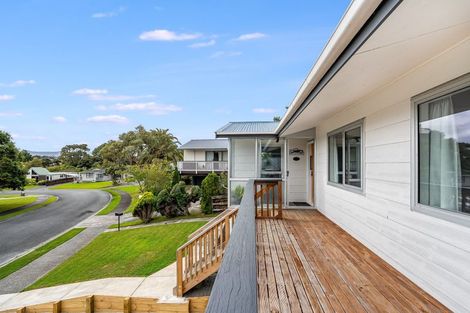 Photo of property in 10 Transom Close, Whitby, Porirua, 5024