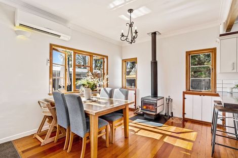 Photo of property in 15 Edward Street, Riverhead, 0820