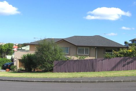 Photo of property in 6 Westergrove Place, West Harbour, Auckland, 0618