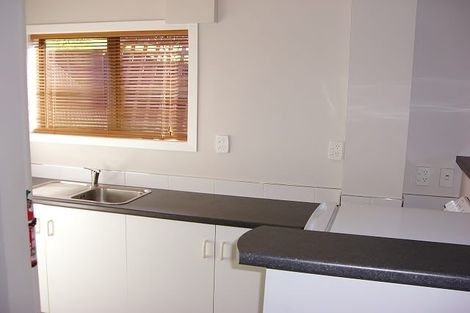 Photo of property in 1/9-11 Masterton Road, Rothesay Bay, Auckland, 0630